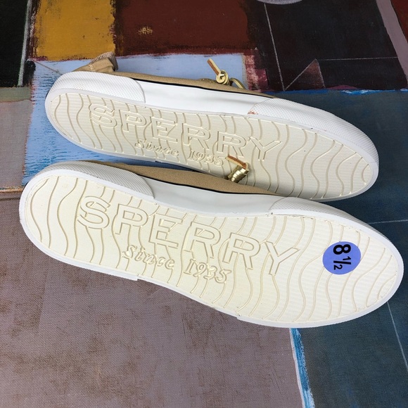 NEW Women’s Sperry size 8.5M - Picture 4 of 5